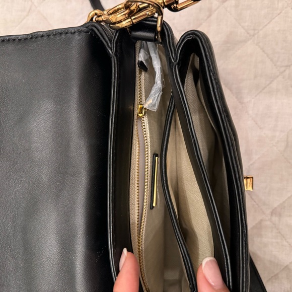 Tory Burch Black Quilted Leather Handbag - Picture 7 of 16